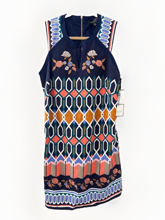 Laundry By Shelli Segal Dresses & Skirts - NWT Laundry by Shelli Segal Embroidered Geometric Shift Dress Size 10